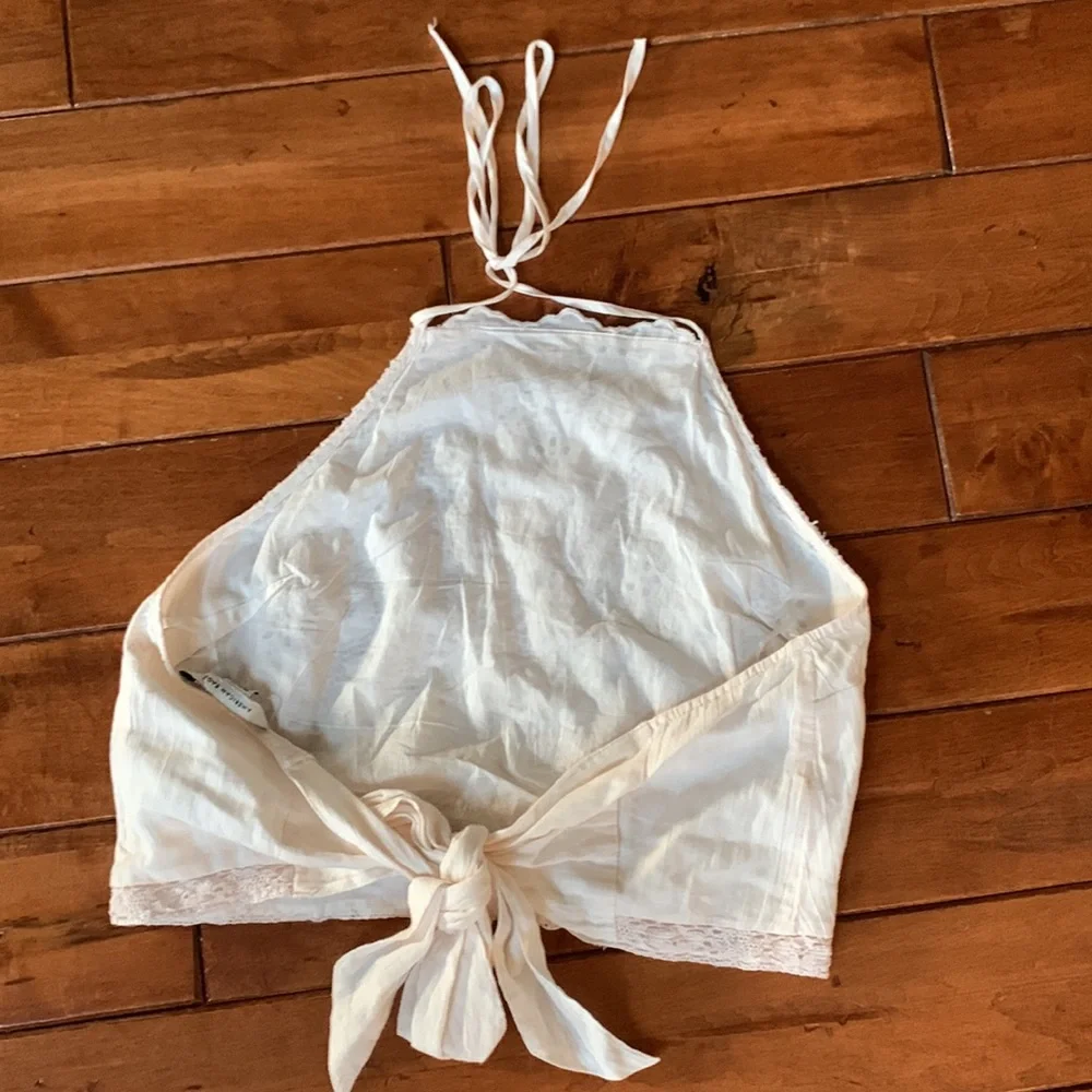 American Eagle Halter Top - Picture 2 of 3